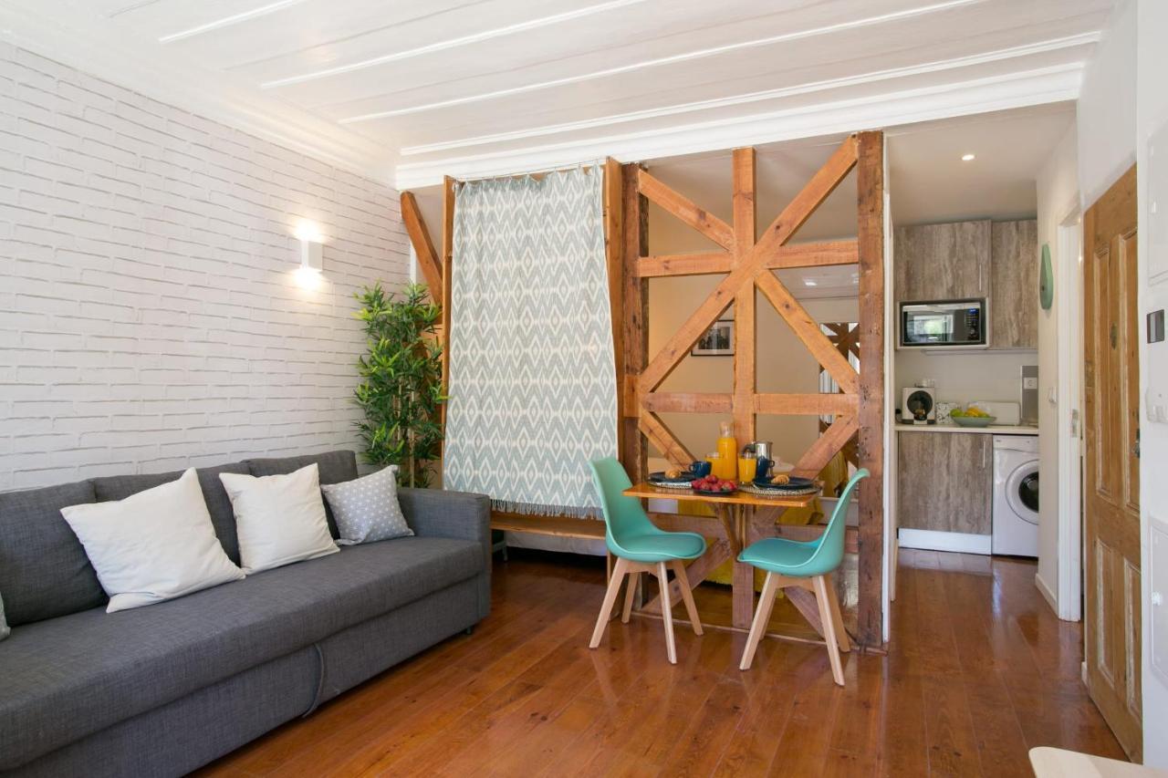 Apartamento Sunny Photographers Studio With Balcony In Alcantara *